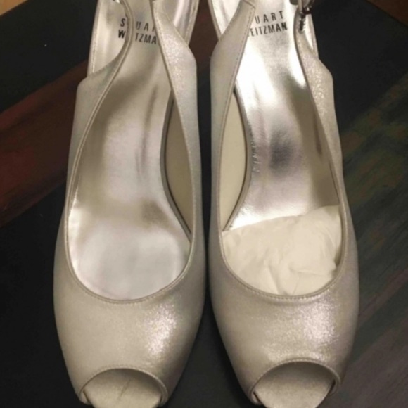 NWT Stuart Weitzman Size 41 EU - Picture 2 of 10